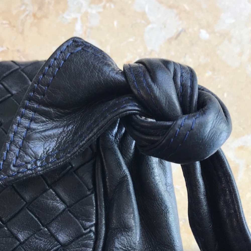 Bottega Veneta Interracio Shoulder Bag - Picture 5 of 16